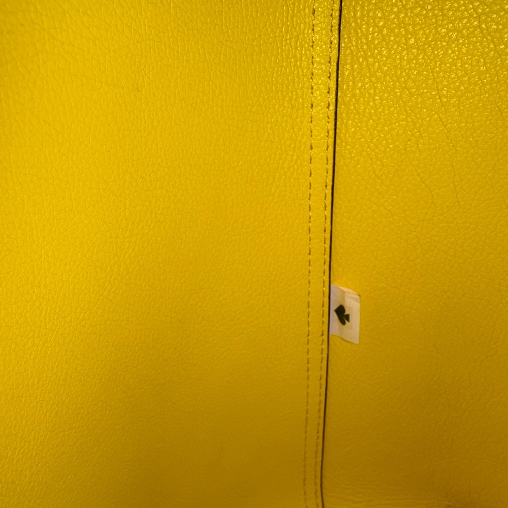 Reversible Kate Spade Blush Tote with Yellow tassel - Picture 7 of 8